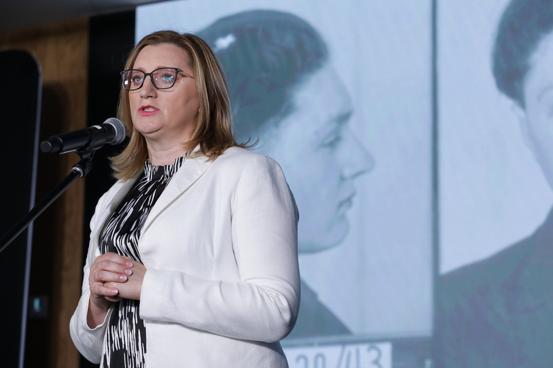The IPN Archive Director Marzena Kruk during the press conference on the database of victims of German crimes of World War II "straty.pl" - Warsaw, 6 September 2024; photo: Mikolaj Bujak (IPN) The IPN Archive Director Marzena Kruk during the press conference on the database of victims of German crimes of World War II "straty.pl" - Warsaw, 6 September 2024; photo: Mikolaj Bujak (IPN)