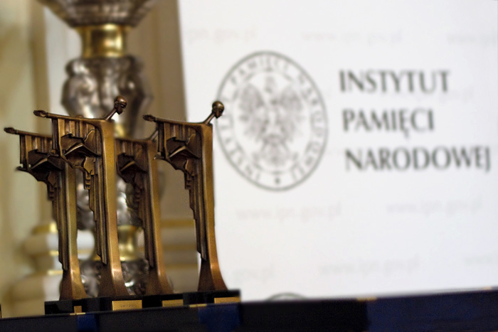 The "Custodian of National Memory" statuettes