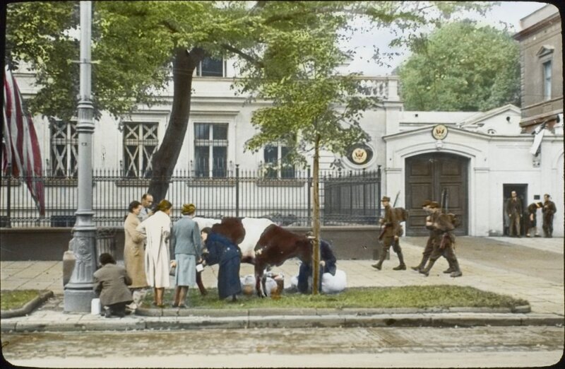 US Embassy in Warsaw, September 1939 (AIPN, Julien Bryan Collection in Warsaw)