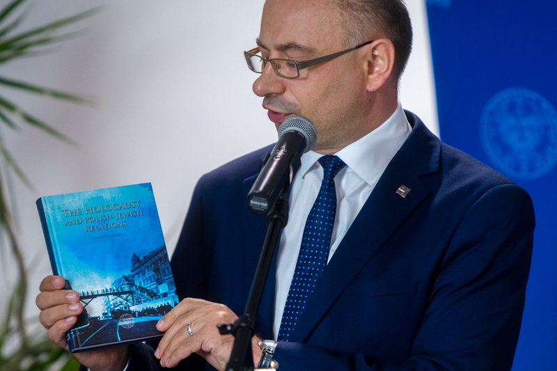 Correcting the Picture II-Press briefing