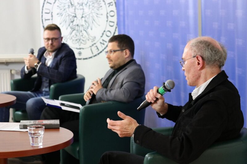 Discussion on recently published "The Anders' Army in the USSR"