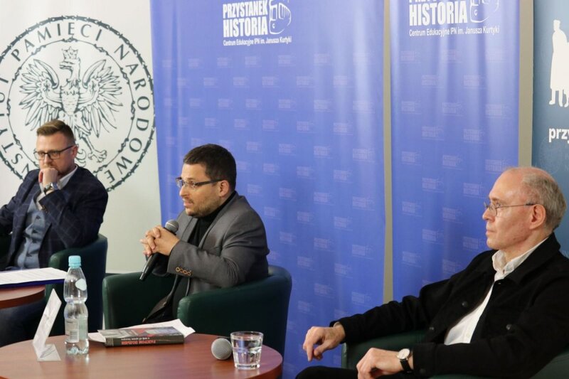 Discussion on recently published "The Anders' Army in the USSR"