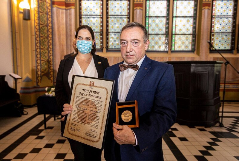 Dep. Ambassador Tal Ben-Ari Yaalon and grandson of Righteous - Stanislaw Buchala, photo Jeremi Astaszow, Muzeum Miasta Gliwice