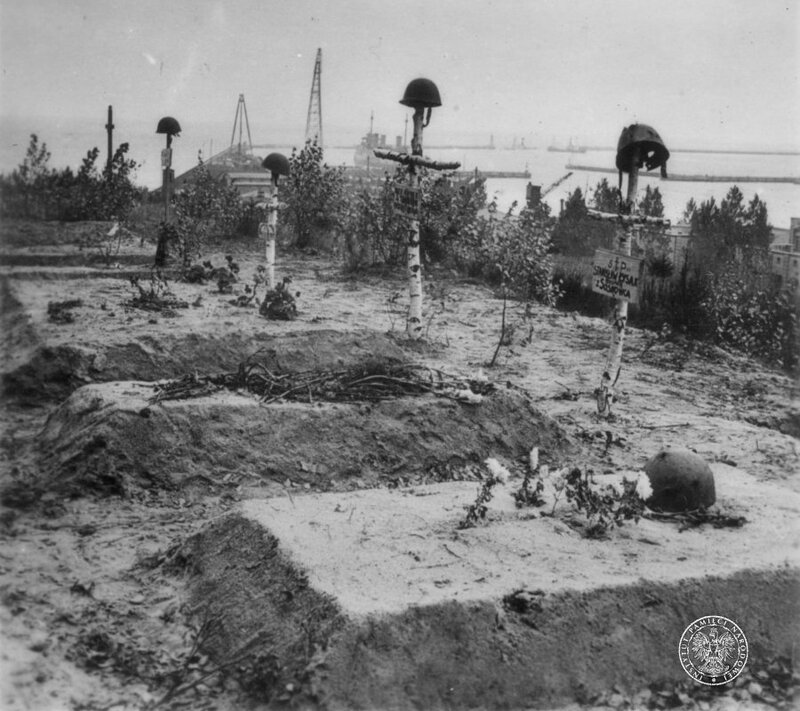 Graves of Polish Army soldiers killed in September 1939