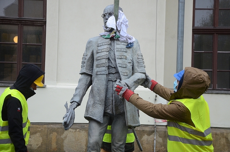 Erection of a monument to Pál Teleki