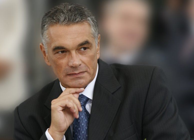 Janusz Kurtyka Janusz Kurtyka