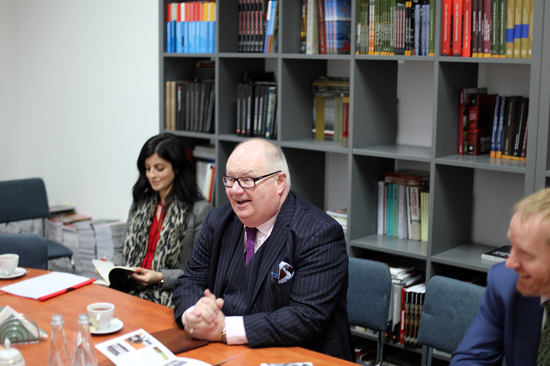Sir Eric Pickles with his assistant Natalie Tamam (fot. Marcin Jurkiewicz/IPN) Sir Eric Pickles with his assistant Natalie Tamam (fot. Marcin Jurkiewicz/IPN)