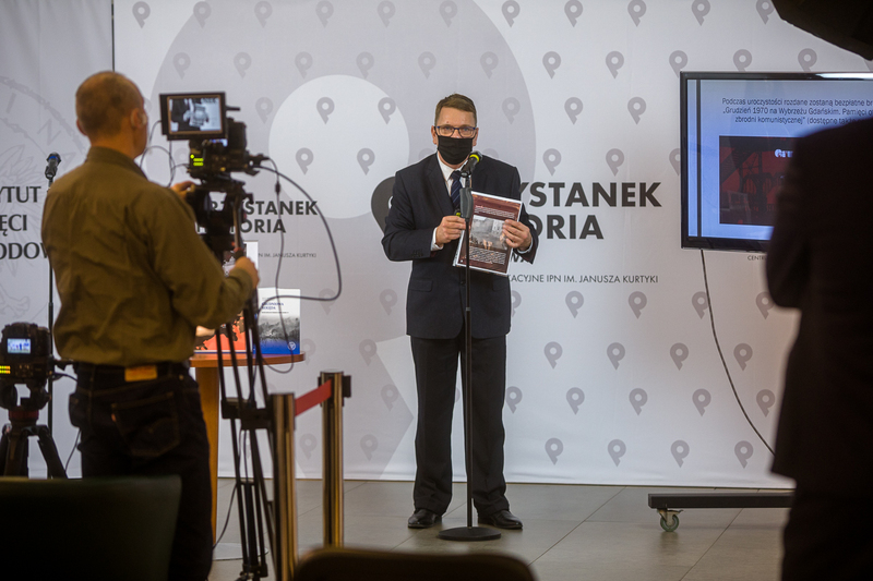 The IPN's press conference on December 1970 commemoration projects