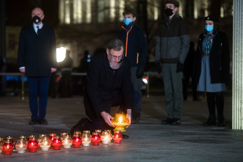 Lighting the "Light of Freedom" on the 39th anniversary of the imposition of Martial Law