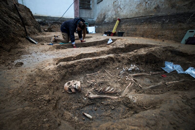 Office of Search and Identification - exhumation work