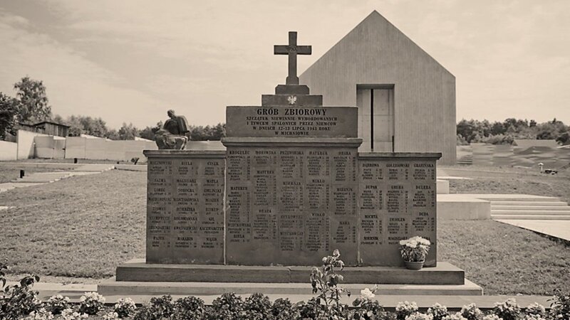 A memorial to the murdered people of Michniów