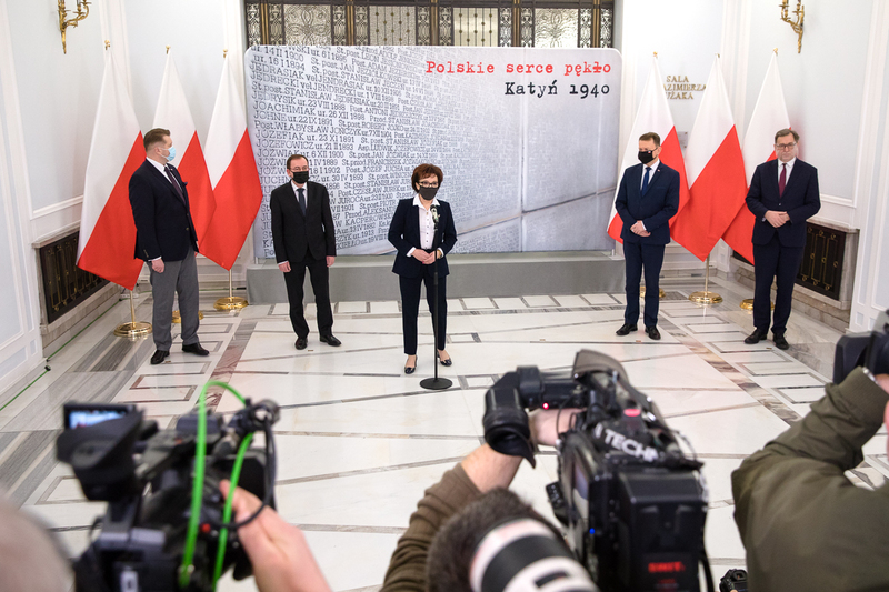 The anouncement of the 2nd edition of the Broken Polish Heart contest