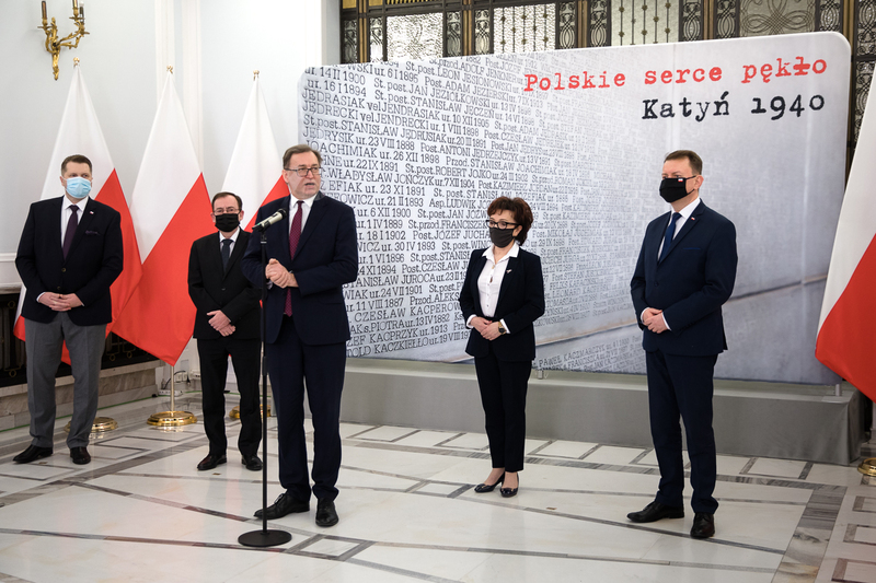 The anouncement of the 2nd edition of the Broken Polish Heart contest