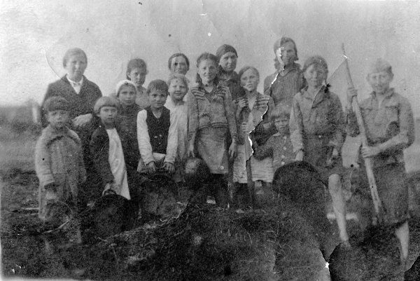 Poles deported from Łomża and Lviv Photo: Fundacja Ośrodka KARTA