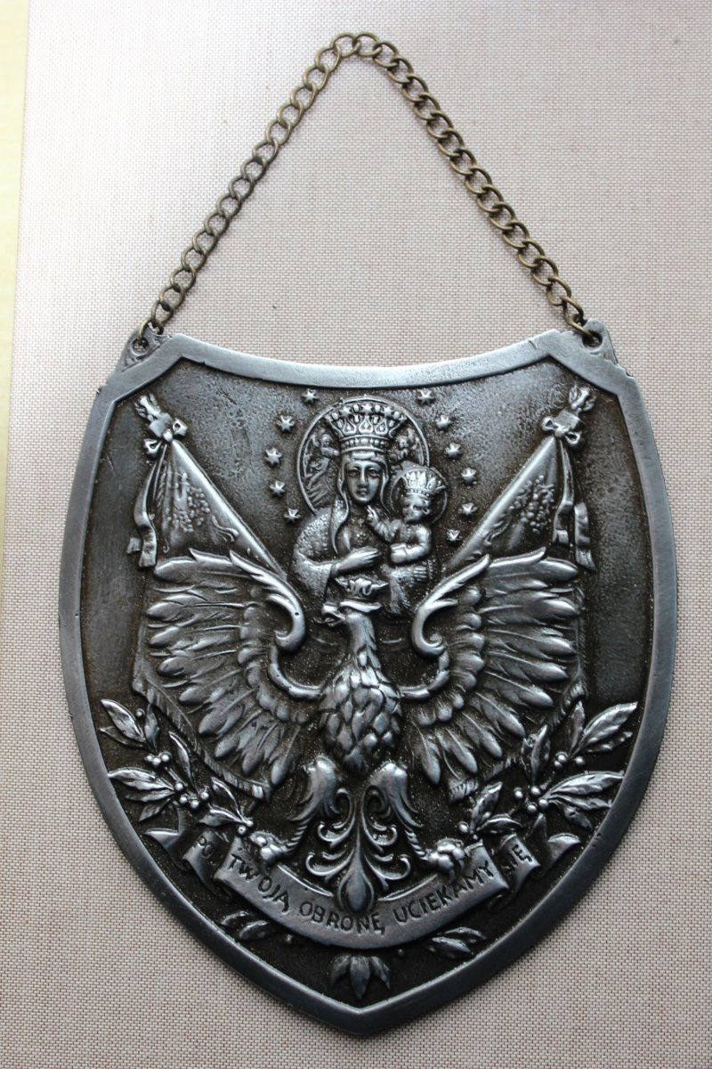 A replica of the gorget belonging to Henryk Flame "Bartek". Photo: IPN