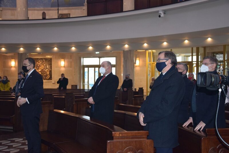Toruń commemoration of 26 poles who died for helping Jews