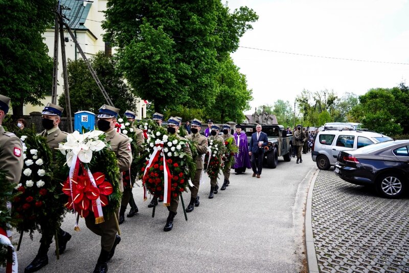 The funeral of 8 soldiers of the Polish Army who died in the defense of Fort III in Pomiechówek in 1939 - Pomiechowo, 20 May 2021