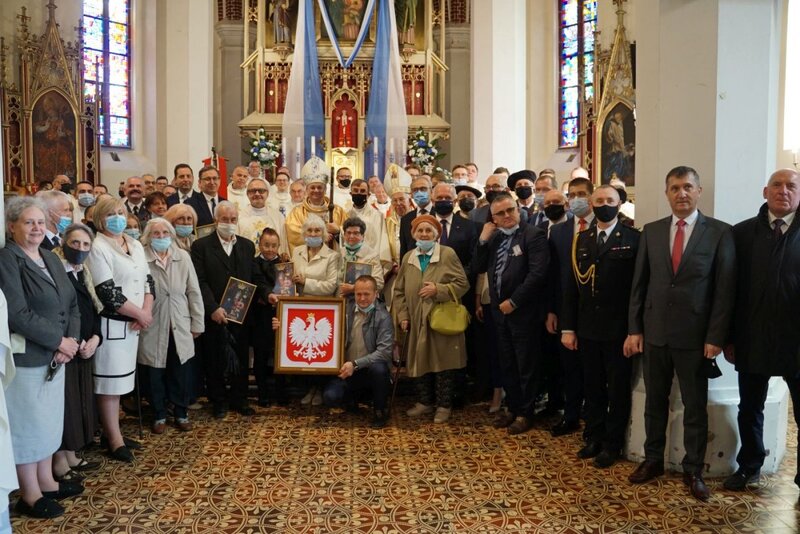 The erection ceremony for the Sanctuary of Our Lady of Klewa, Patroness of Borderland Families, in Skwierzyna (Lubuskie region), 22 May 2021, Photo: Jakub Wojewoda (IPN) The erection ceremony for the Sanctuary of Our Lady of Klewa, Patroness of Borderland Families, in Skwierzyna (Lubuskie region), 22 May 2021, Photo: Jakub Wojewoda (IPN)