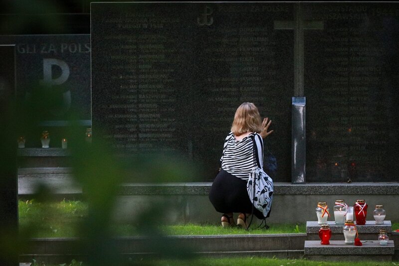 The IPN's President Karol Nawrocki paying tribute to murdered Warsaw residents