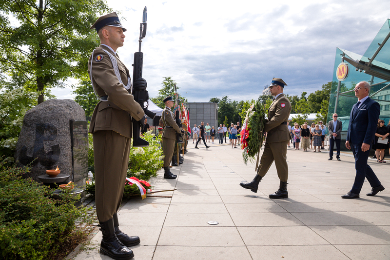 Tribute to Warsaw power plant defenders