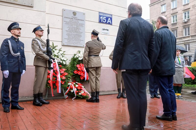 The unveiling of a plaque commemorating Stanisław Peszyński – Warsaw, 6 August 2021. Photo: Sławek Kasper (IPN)