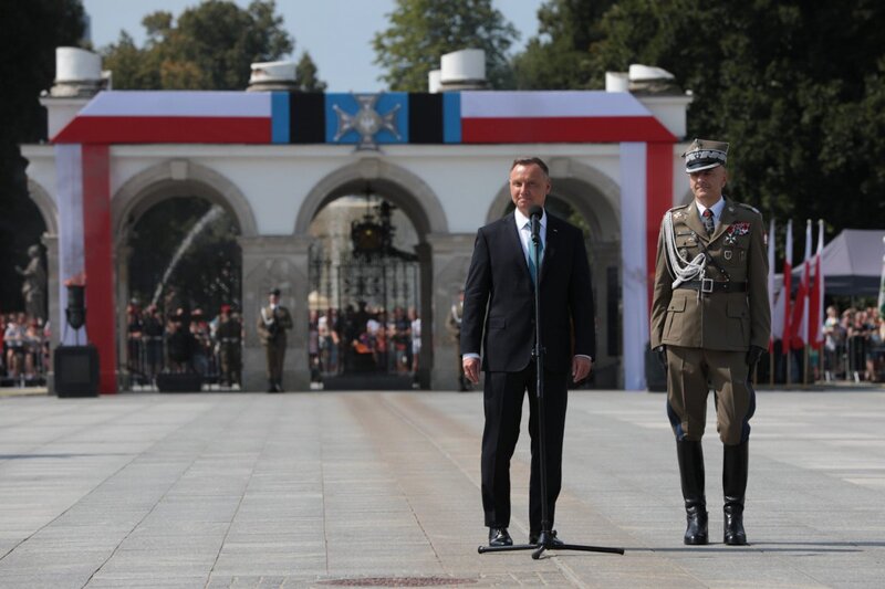 Guard change at the Tomb of the Unknown Soldier, Piłsudski Square, Warsaw