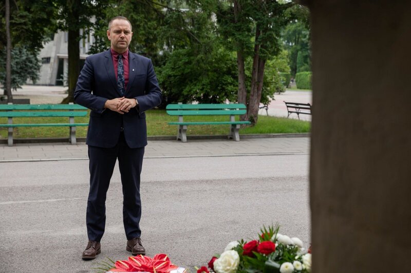 The President of the Institute of National Remembrance paid tribute to Jan Olszewski – Warsaw, 20 August 2021, photo: Mikołaj Bujak