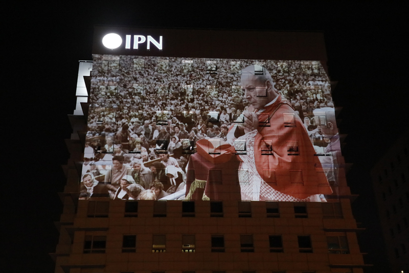 Stefan Wyszyński - Projection Mapping
