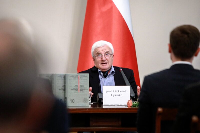 A discussion on "Poland and Ukraine in the 1930s and 1940s – 25 years of archival and historical cooperation" at the Belweder Palace; 14 Warsaw September 2021