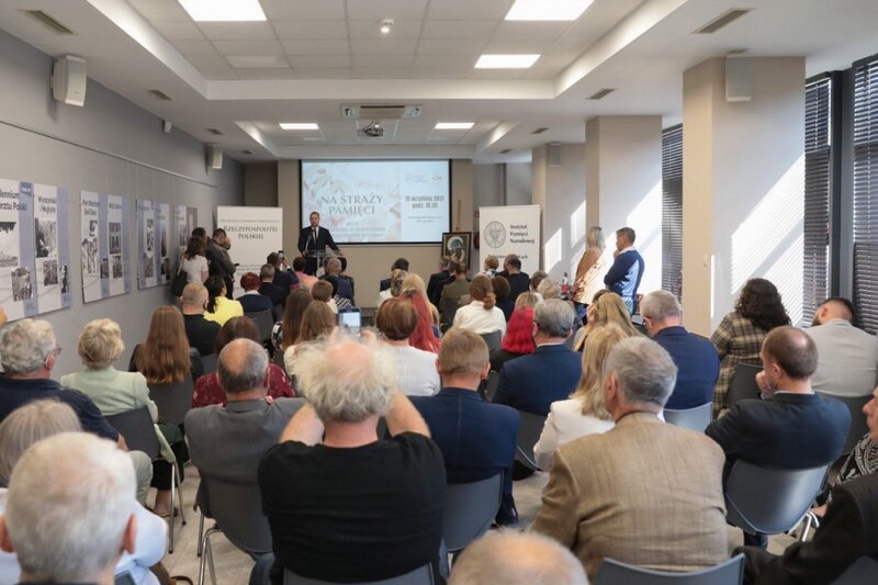 The opening of the "Guarding the Memory. 30 years of the Kielce Katyn Families Association” exhibition – Kielce, 15 September 2021