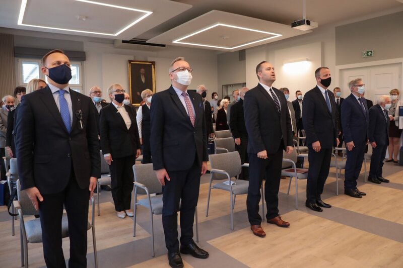 Karol Nawrocki, Ph.D. presented former anti-communist opposition members with Crosses of Freedom and Solidarity