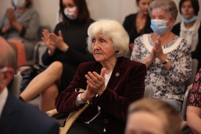 Karol Nawrocki, Ph.D. presented former anti-communist opposition members with Crosses of Freedom and Solidarity