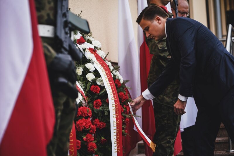 The official unveiling of a plaque commemorating Anna Kostewicz and Julien Bryan, Warsaw 30 September 2021