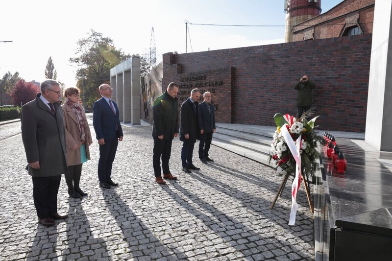 President of the IPN, Karol Nawrocki laid flowers at the Miners' Memorial, Katowice, 20 October 2021; photo: M. Bujak