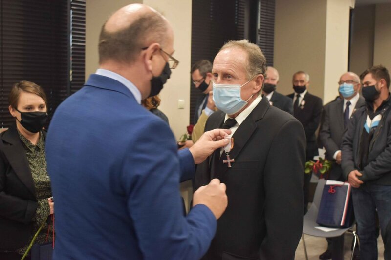 The ceremony of awarding Crosses of Freedom and Solidarity, Kielce, 21 October 2021