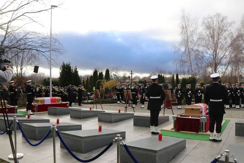 The funeral ceremonies of the late Captain Adam Rychel, the late Petty Officer 3rd Class Karol Martyński and the late Seaman Henryk Zając; 24 November 2021, Gdynia