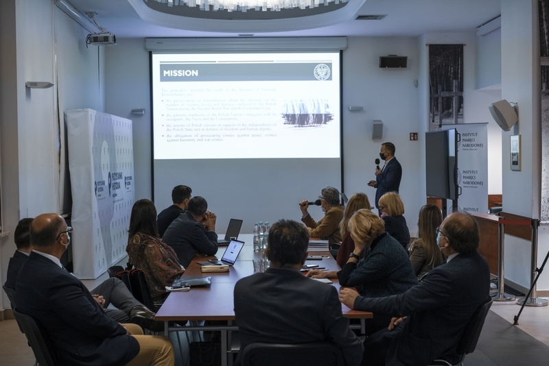 Moldavian journalists visiting the Institute of National Remembrance - Warsaw, 29 November 2021