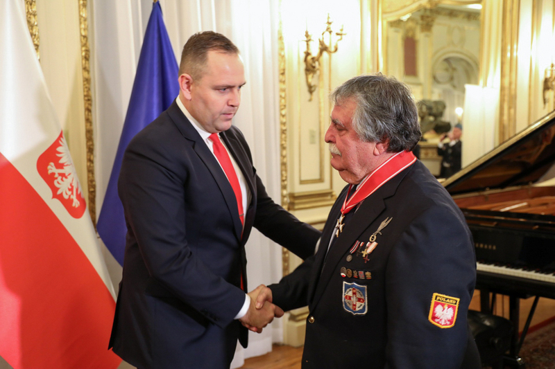 The ceremony of presenting Crosses of Freedom and Solidarity – Consulate General of the Republic of Poland in New York, 30 November 2021; photo: A. Garnik