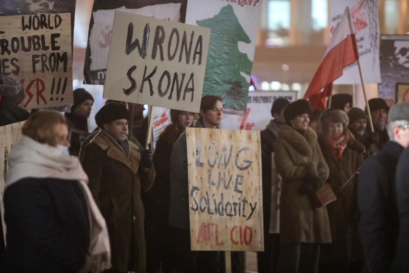 In Tribute To Victims of Martial Law. Light the Light of Freedom; Warsaw, 13 December 2021; photo: S. Kasper