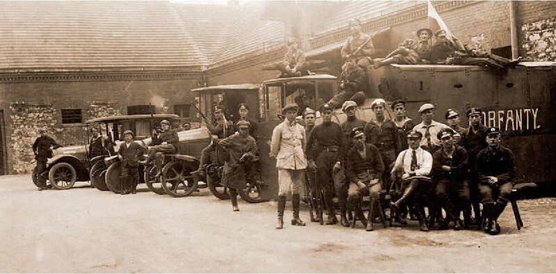 Assault unit under the command of Robert Oszek, taking part in the battles for Lichinia (Lichynia) and Zalesie Assault unit under the command of Robert Oszek, taking part in the battles for Lichinia (Lichynia) and Zalesie