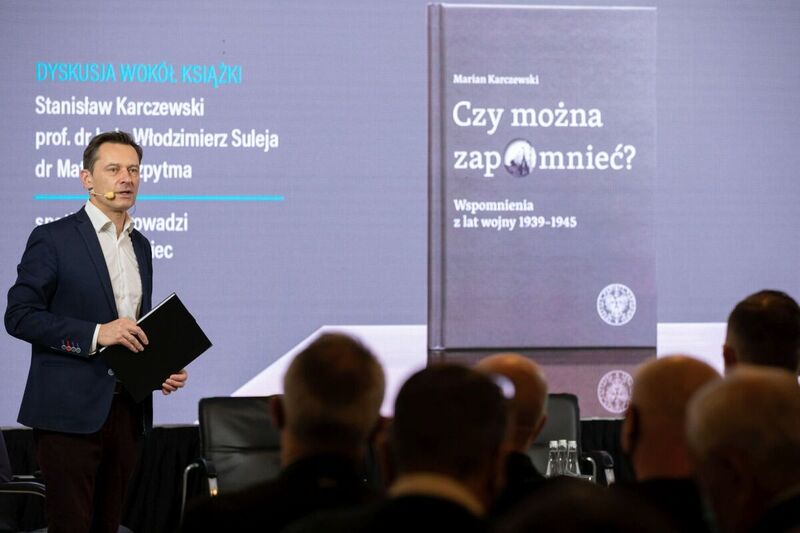 A discussion on the book „Czy można zapomnieć? Wspomnienia z lat wojny 1939–1945” ["Can It Be Forgotten: 1930-1945 War Memoir"] by Marian Karczewski – Warsaw, 11 January 2022