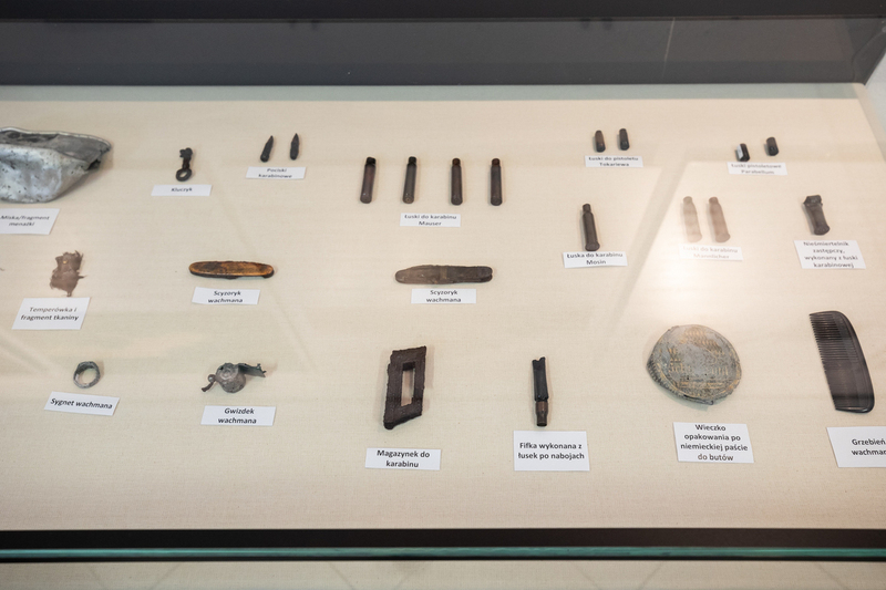 Handing over personal effects belonging to those murdered at the Execution Site near the Treblinka I Penal Labour Camp to the Treblinka Museum Handing over personal effects belonging to those murdered at the Execution Site near the Treblinka I Penal Labour Camp to the Treblinka Museum