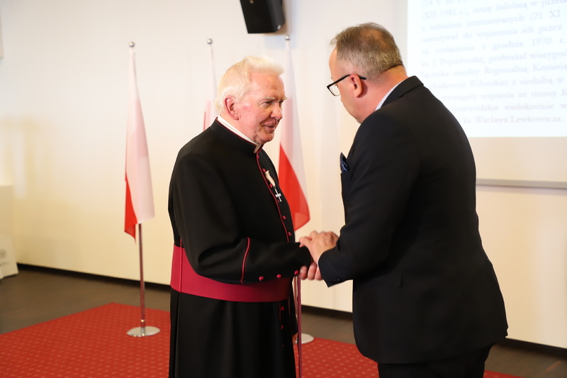The ceremony of presenting Crosses of Freedom and Solidarity — Białystok, 22 June 2022; photo: Natalia Krzywicka