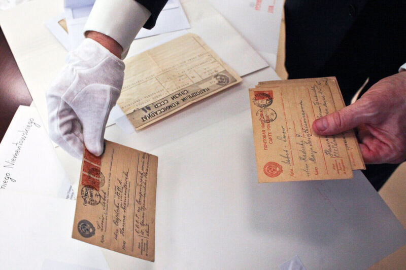 "Pieces of Polish History" text image