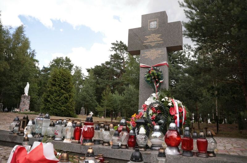 The Deputy President of the IPN paid tribute to the victims of the Volhynia Massacre, Ostrówki; 9 July 2022 Photo: Mikołaj Bujak IPN