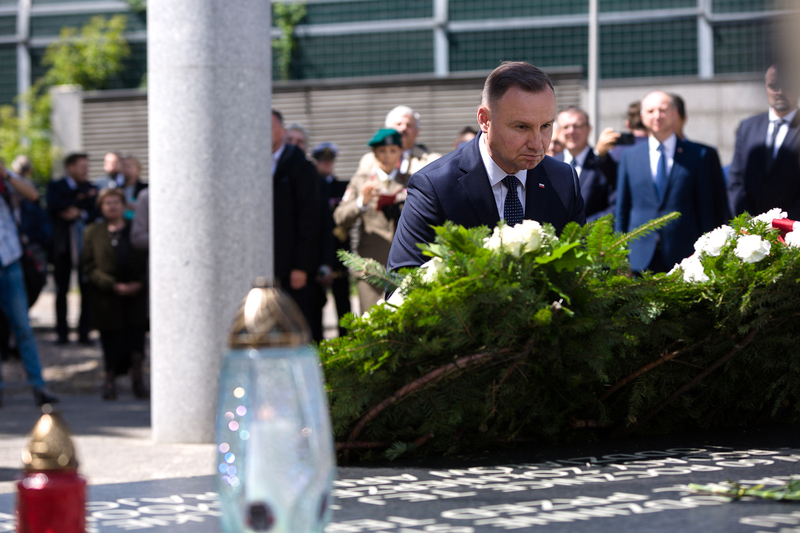 Representatives of state authorities, with Poland’s President Andrzej Duda, and PM Mateusz Morawiecki, paid homage to the victims of the Volhynian genocide in the anniversary commemoration in Warsaw.