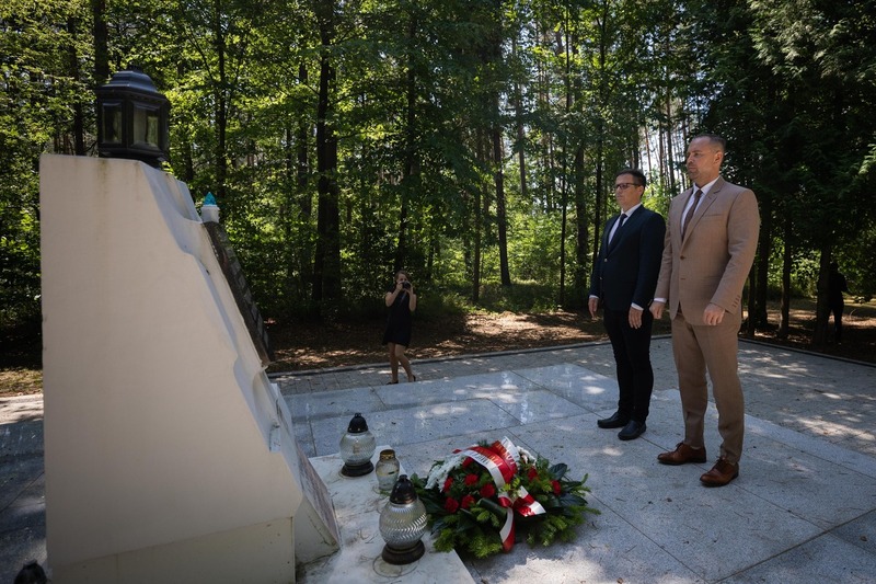 The IPN Karol Nawrocki in a press conference on the discovery of the grave of Soldau victims