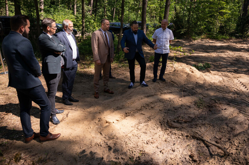 The IPN Karol Nawrocki in a press conference on the discovery of the grave of Soldau victims