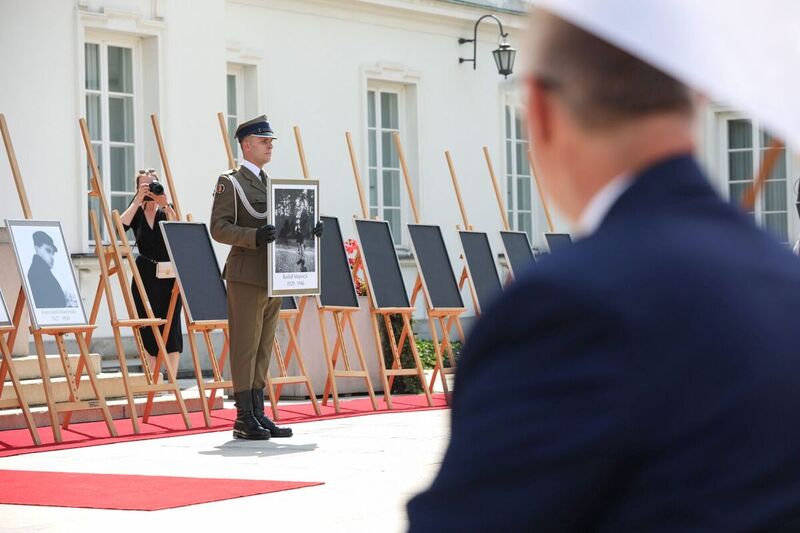 The ceremony of handing out identification notes to family members of 30 victims of totalitarian regimes - Warsaw, 22 June 2022