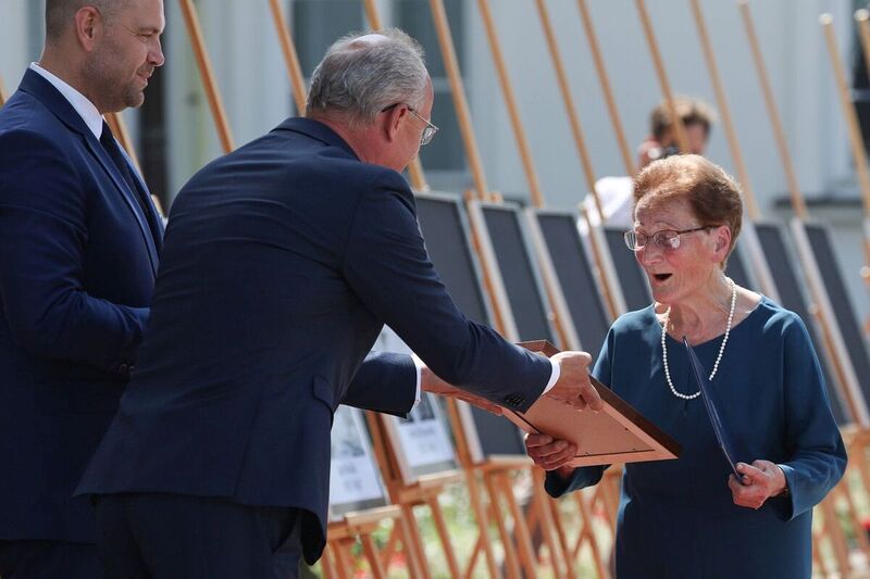 The ceremony of handing out identification notes to family members of 30 victims of totalitarian regimes - Warsaw, 22 June 2022